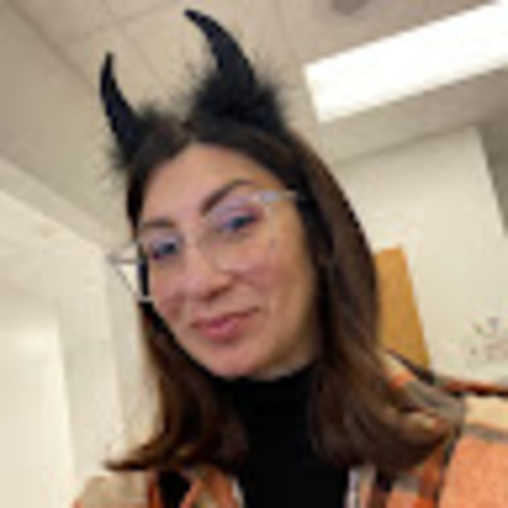 Meet your Posher, Lacee